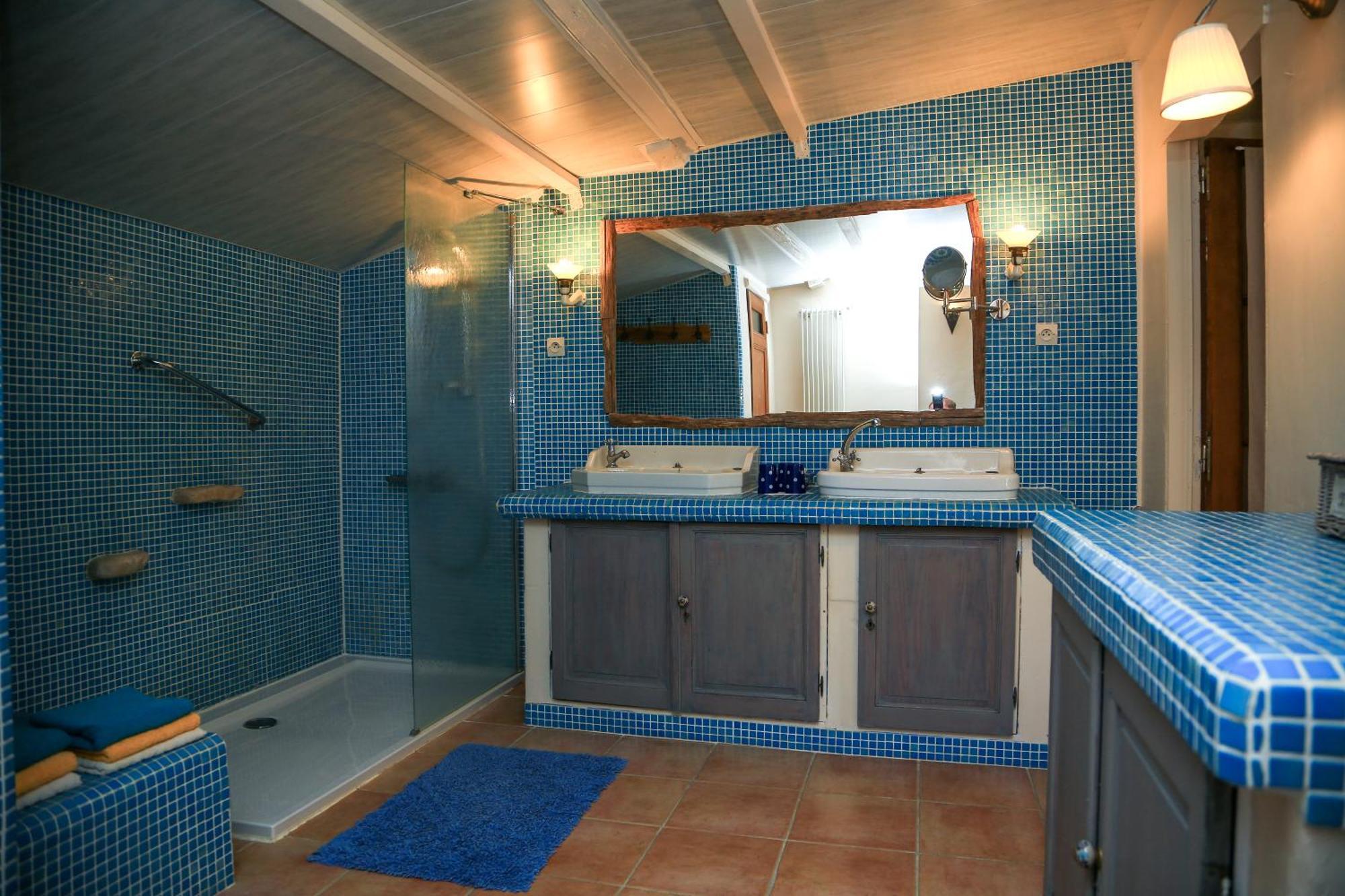 Mas La Provence Bed & Breakfast L'Isle-sur-la-Sorgue Room photo