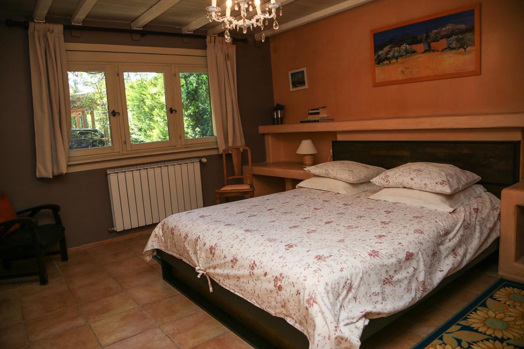 Mas La Provence Bed & Breakfast L'Isle-sur-la-Sorgue Room photo